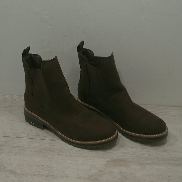 Kensie Klasse Chocolate Brown Faux Suede Chelsea Ankle Boot Lug Sole Size 10 M - Picture 8 of 12